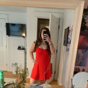 cute red dress!